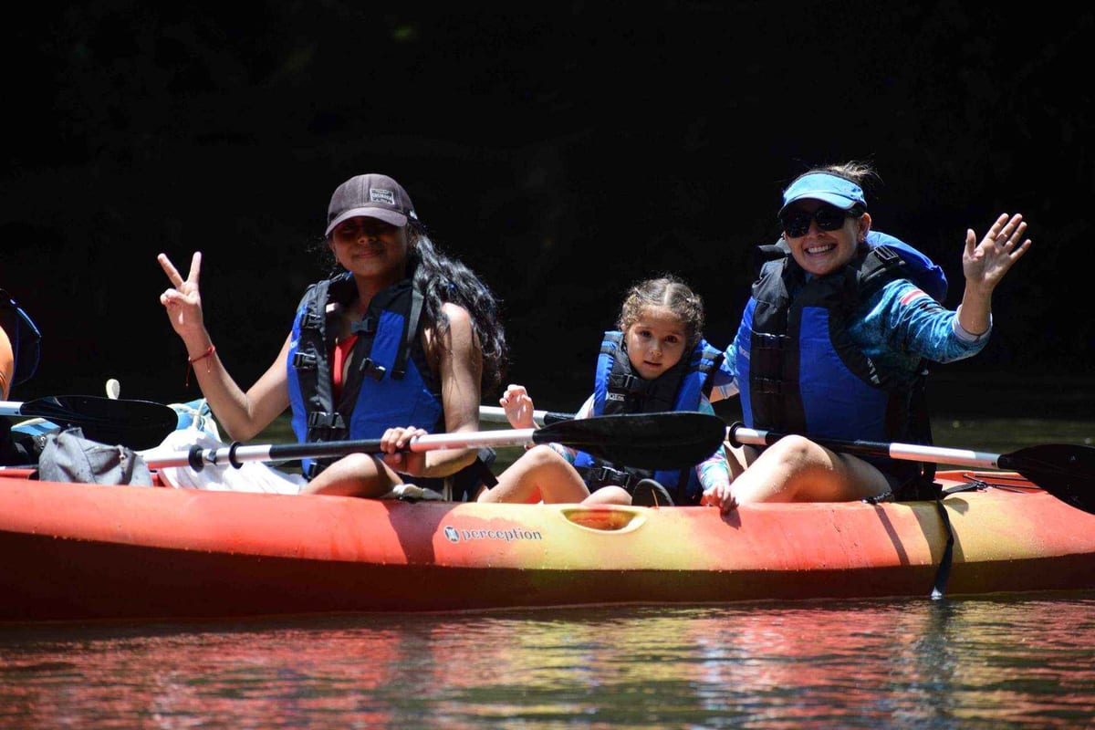 Safari Kayak